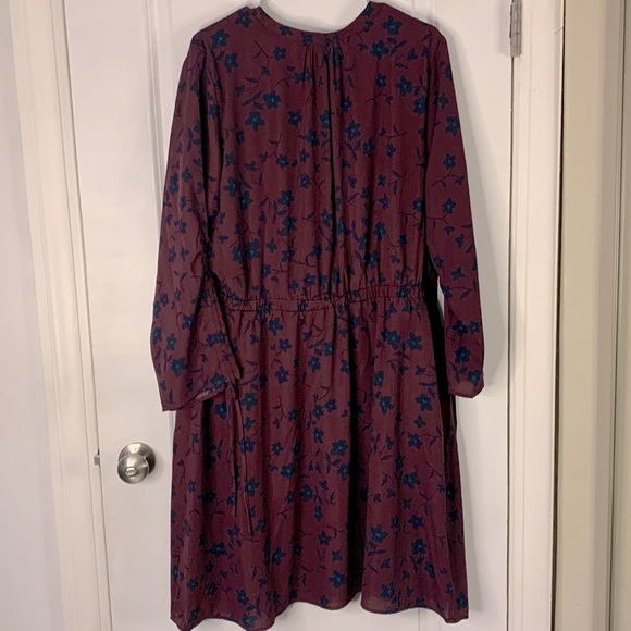 Plum long sleeve midi dress size 18w brand Molly and isadora - Picture 4 of 4